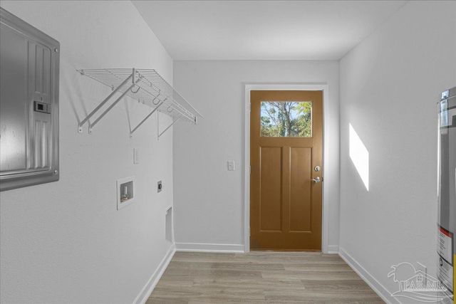 2363 N F St, Pensacola, FL 32501