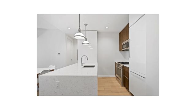 127 W 112th St Apt 2A, New York City, NY 10026
