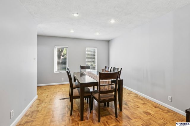 1514 S 91st Avenue, Omaha, NE 68124
