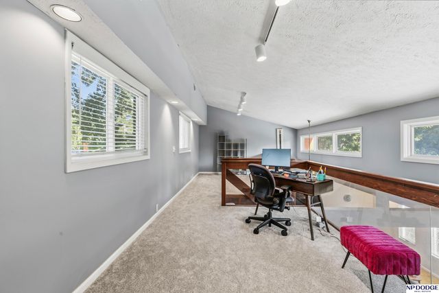 1514 S 91st Avenue, Omaha, NE 68124