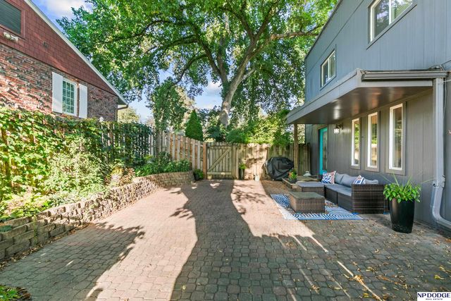 1514 S 91st Avenue, Omaha, NE 68124