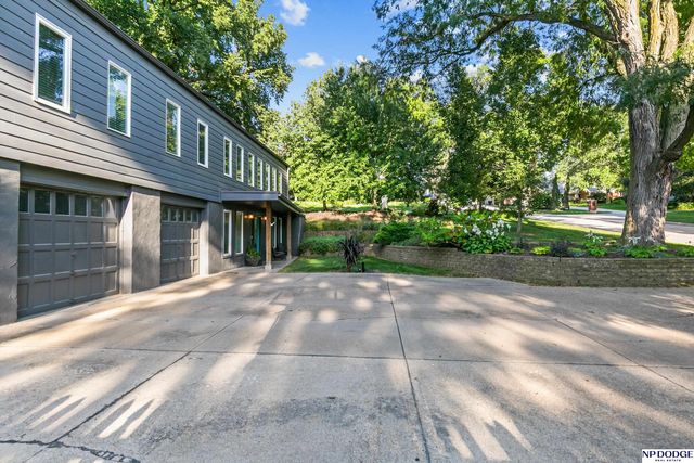 1514 S 91st Avenue, Omaha, NE 68124