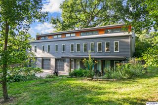 1514 S 91st Avenue, Omaha, NE 68124