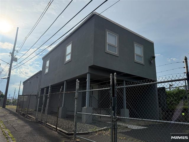 356 Mclean Boulevard, Paterson, NJ 07513