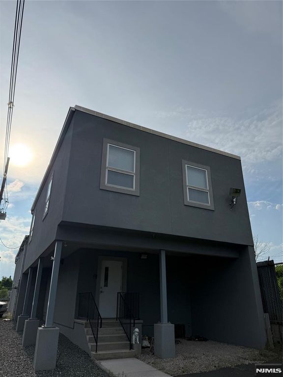 356 Mclean Boulevard, Paterson, NJ 07513