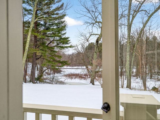 12 Winding River Cir, Wellesley, MA 02482