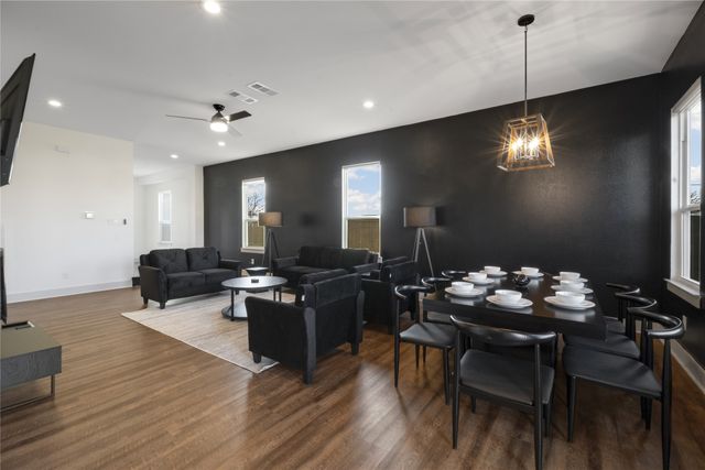 3741 Toronto Street, Dallas, TX 75212