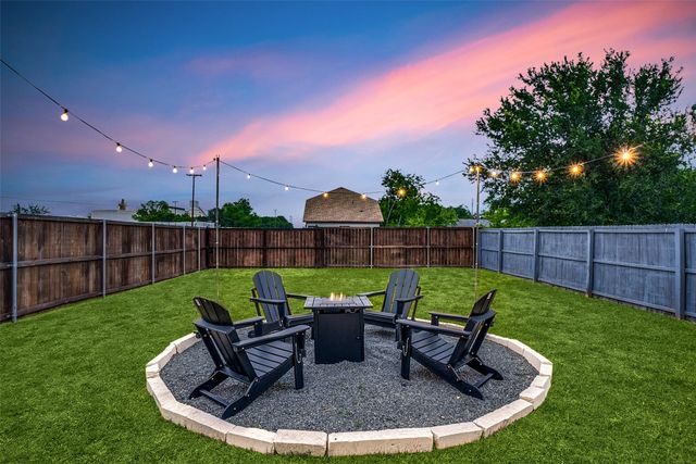 3741 Toronto Street, Dallas, TX 75212