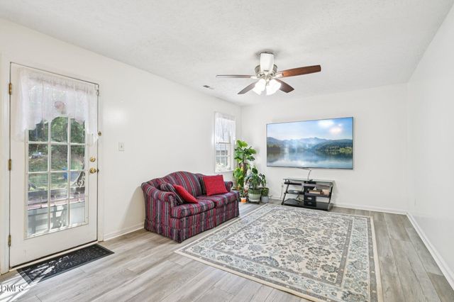 5320 Spring Pines Way, Raleigh, NC 27616