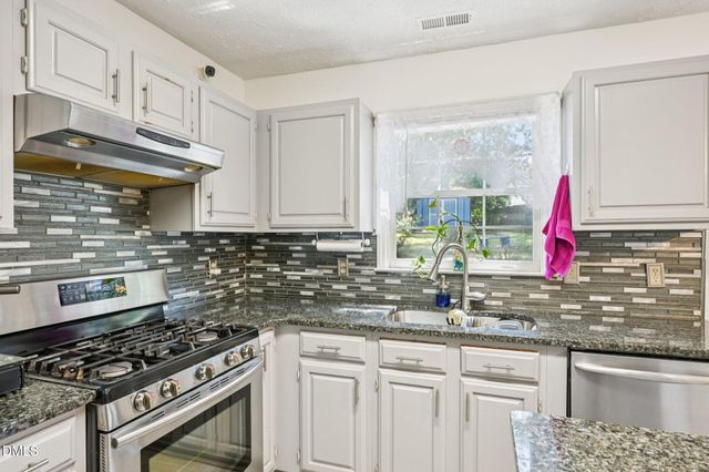 5320 Spring Pines Way, Raleigh, NC 27616