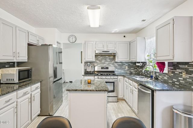 5320 Spring Pines Way, Raleigh, NC 27616