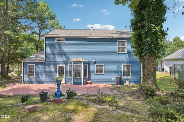 5320 Spring Pines Way, Raleigh, NC 27616