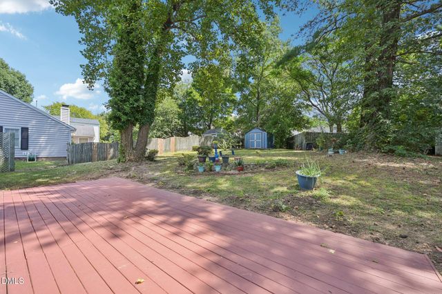 5320 Spring Pines Way, Raleigh, NC 27616