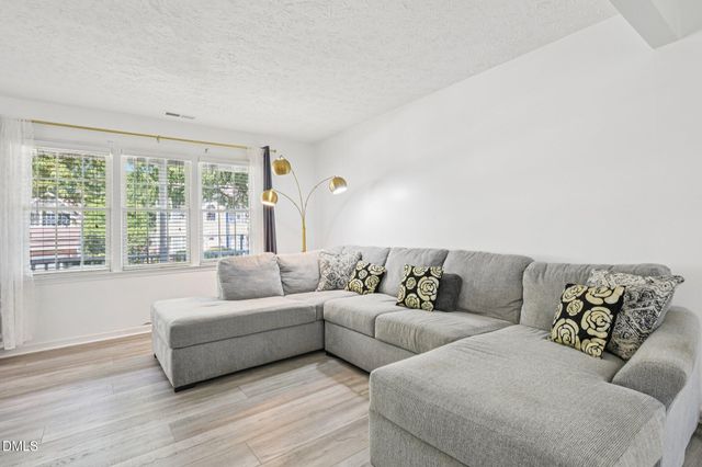 5320 Spring Pines Way, Raleigh, NC 27616