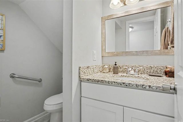 1300 White Birch LN, Virginia Beach, VA 23453
