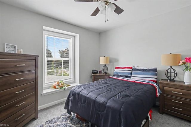 1300 White Birch LN, Virginia Beach, VA 23453