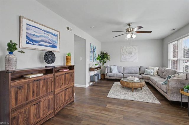1300 White Birch LN, Virginia Beach, VA 23453