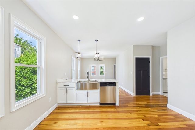 759 Belleville Ave, New Bedford, MA 02745
