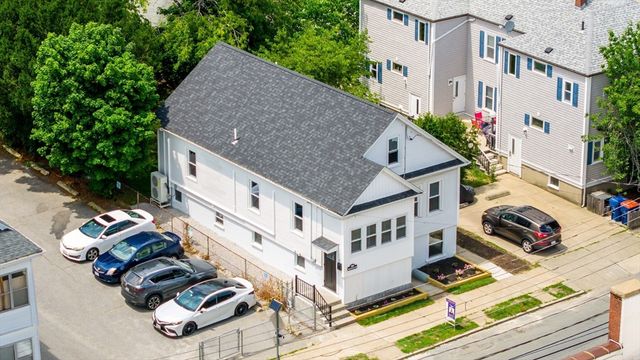 759 Belleville Ave, New Bedford, MA 02745