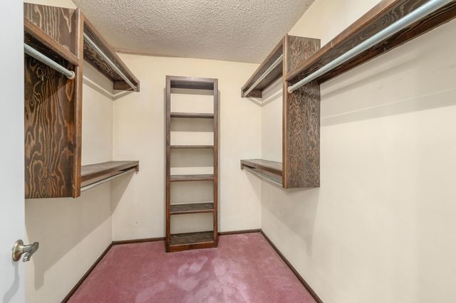 1441 N Lark Ln, Wichita, KS 67212