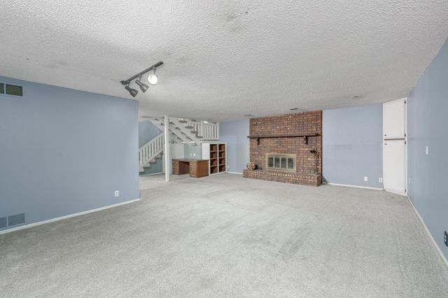 1441 N Lark Ln, Wichita, KS 67212