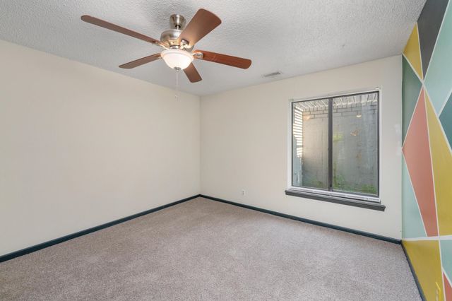 1441 N Lark Ln, Wichita, KS 67212