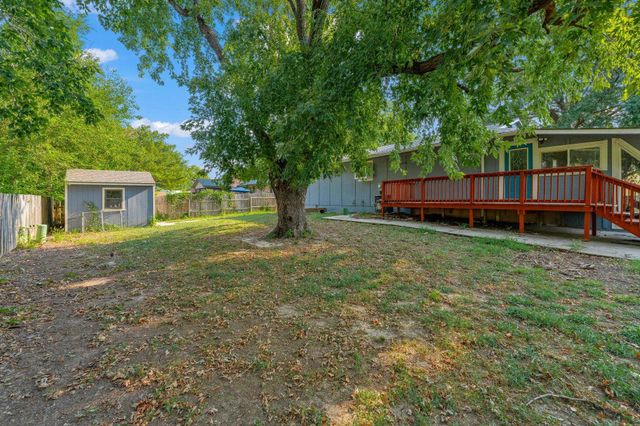 1441 N Lark Ln, Wichita, KS 67212