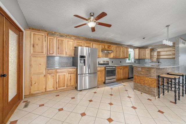 1441 N Lark Ln, Wichita, KS 67212