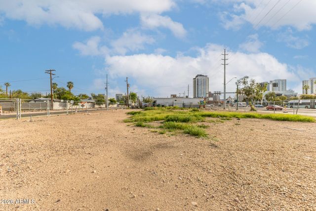 1125 N 7TH Street -, Phoenix, AZ 85006