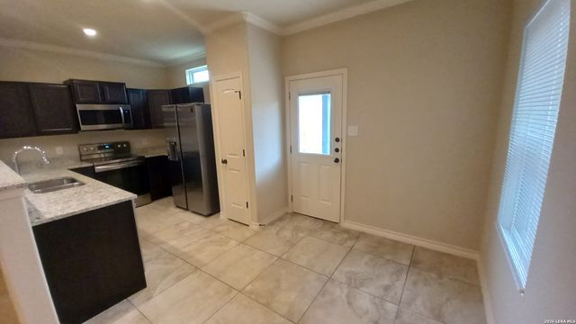 6418 Marcel Way Unit 101, San Antonio, TX 78233