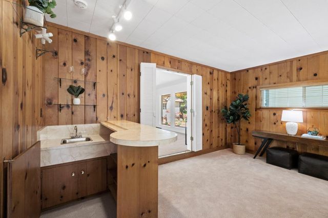 2 Corte Camellia, Millbrae, CA 94030