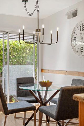 2 Corte Camellia, Millbrae, CA 94030