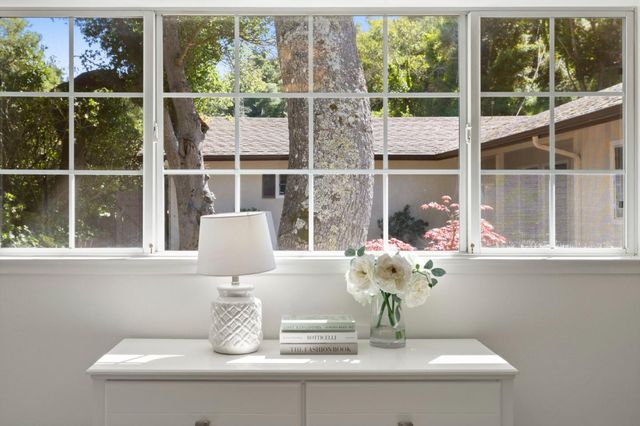 2 Corte Camellia, Millbrae, CA 94030