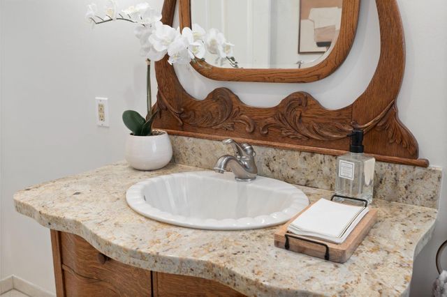 2 Corte Camellia, Millbrae, CA 94030