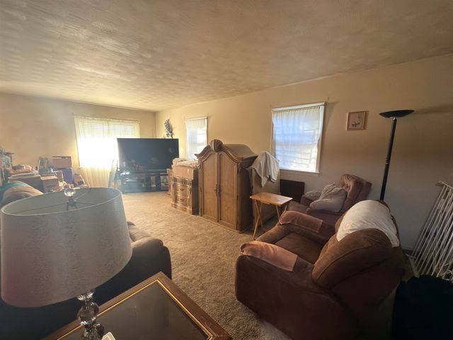 4006 BERNADINE DR, Memphis, TN 38116
