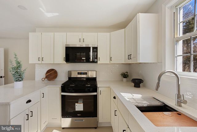 1817 HANFORD RD, Rosedale, MD 21237