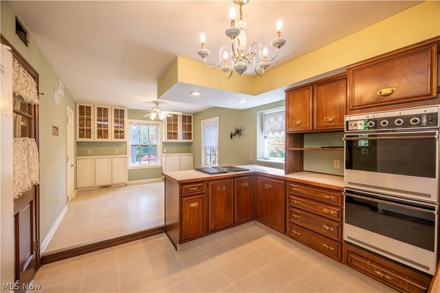 3311 Logan Way, Youngstown, OH 44505