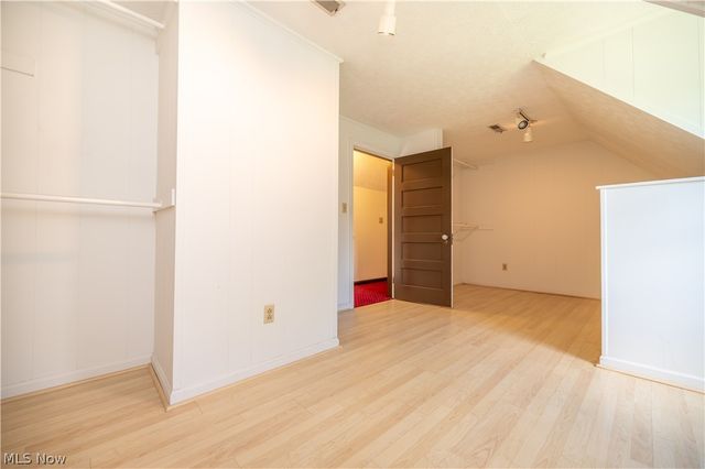 3311 Logan Way, Youngstown, OH 44505