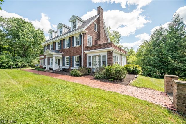 3311 Logan Way, Youngstown, OH 44505
