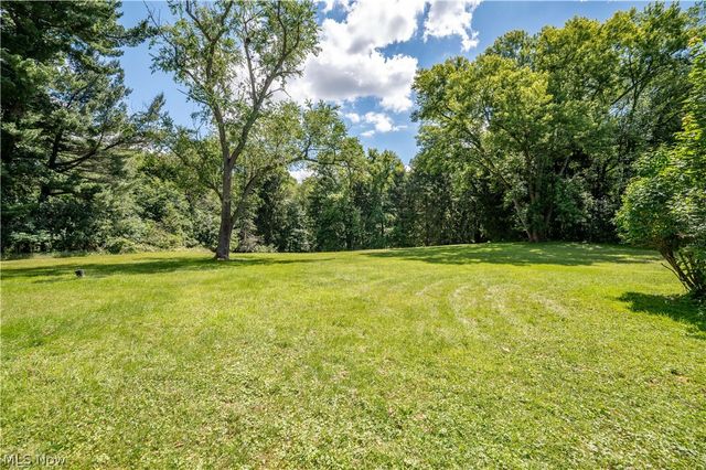 3311 Logan Way, Youngstown, OH 44505