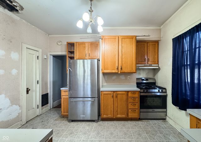 1120 S 5th Street, Terre Haute, IN 47802