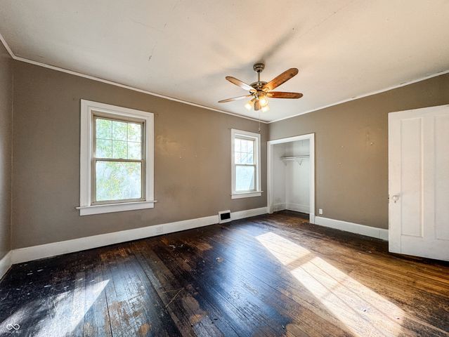 1120 S 5th Street, Terre Haute, IN 47802