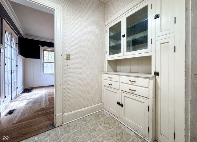 1120 S 5th Street, Terre Haute, IN 47802