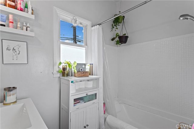 1646 Berkeley, Santa Monica, CA 90404