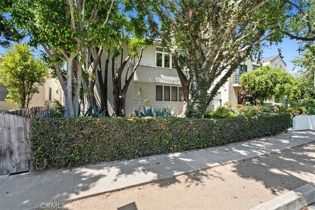1646 Berkeley, Santa Monica, CA 90404