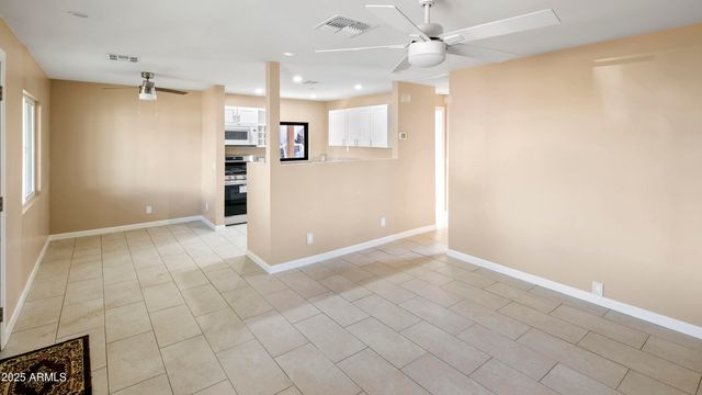 2333 W COOLIDGE Street, Phoenix, AZ 85015