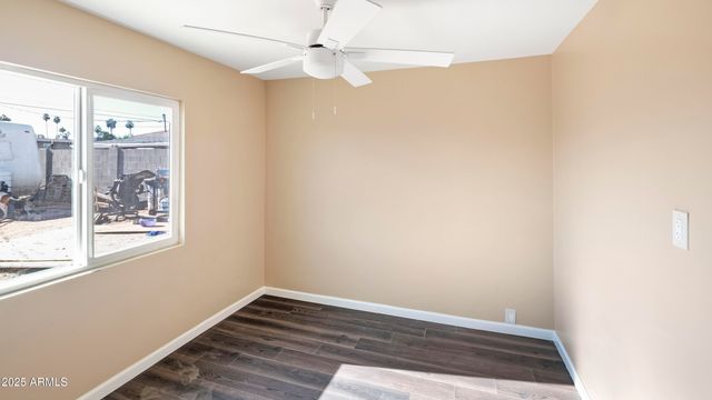 2333 W COOLIDGE Street, Phoenix, AZ 85015