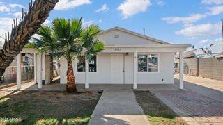 2333 W COOLIDGE Street, Phoenix, AZ 85015