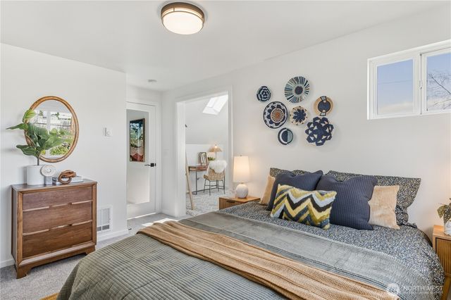 1316 Bradner Place S, Seattle, WA 98144