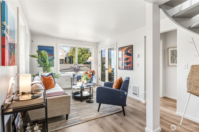 1316 Bradner Place S, Seattle, WA 98144